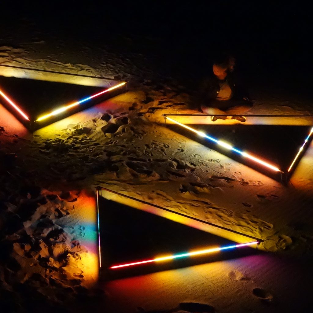 10. iluminación_ lighting art_instalación triangulo_jordi piera