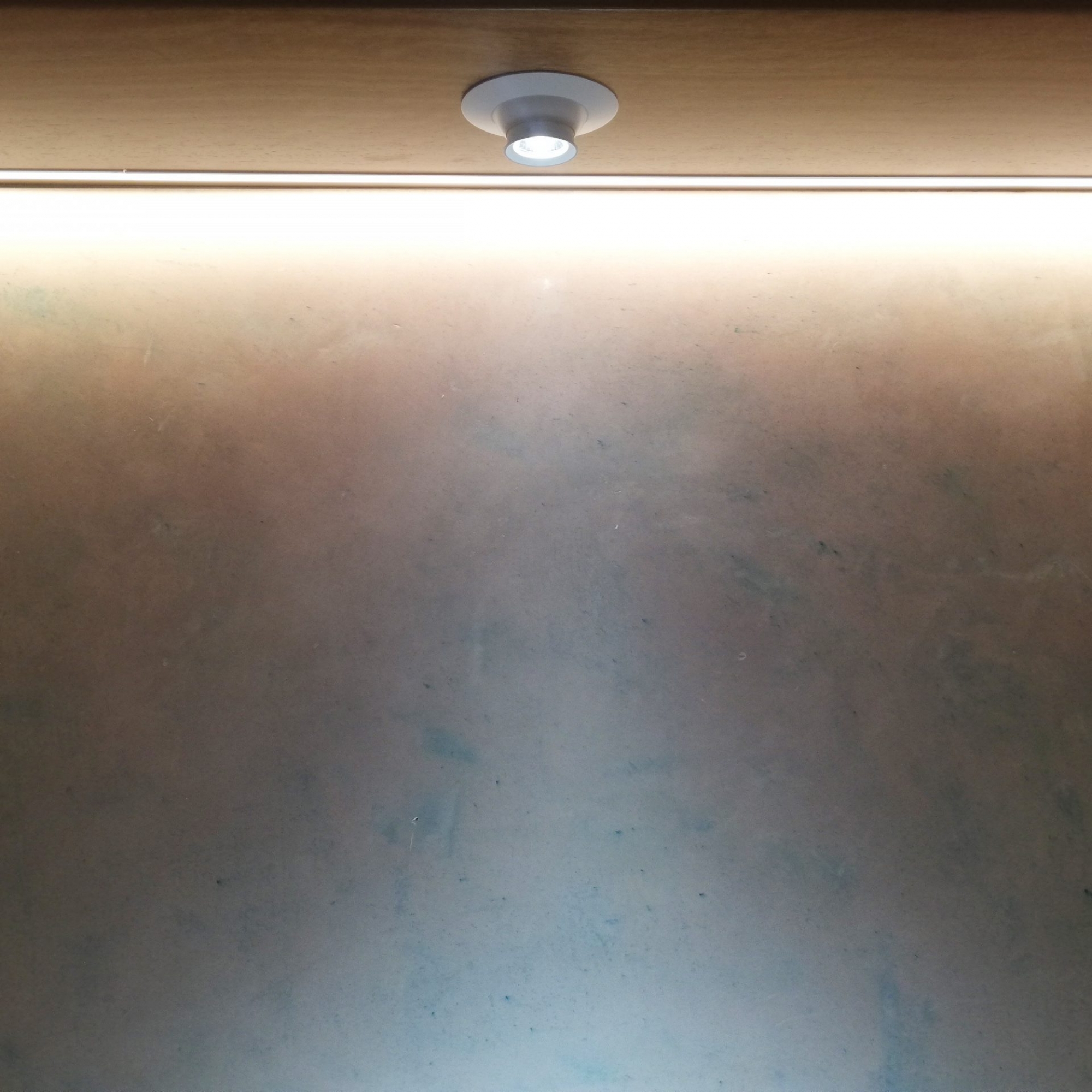 interiorisme_dormitori marc_ mobiliari_artmateria_estuc de calç_il.luminació_eflux